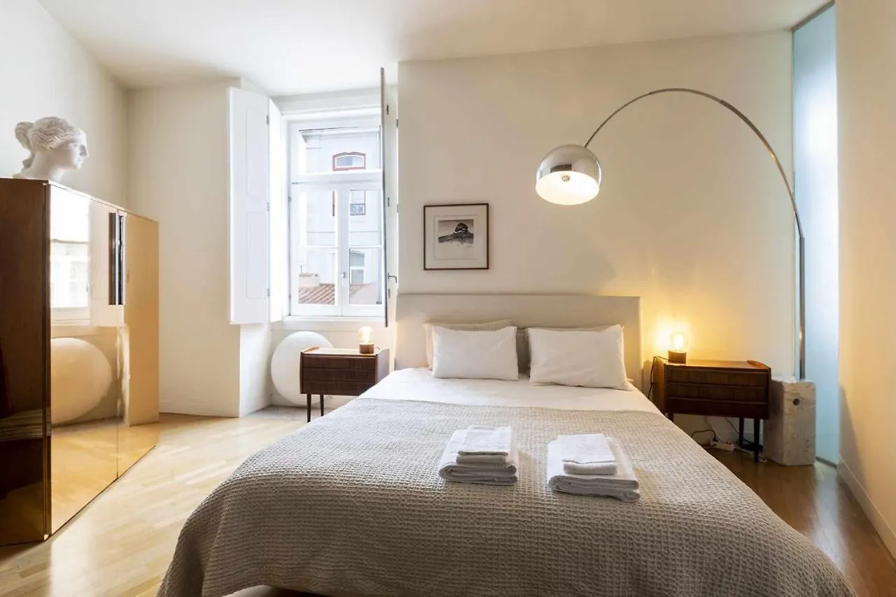 Italian Design Apartment In Principe Real Lisbon