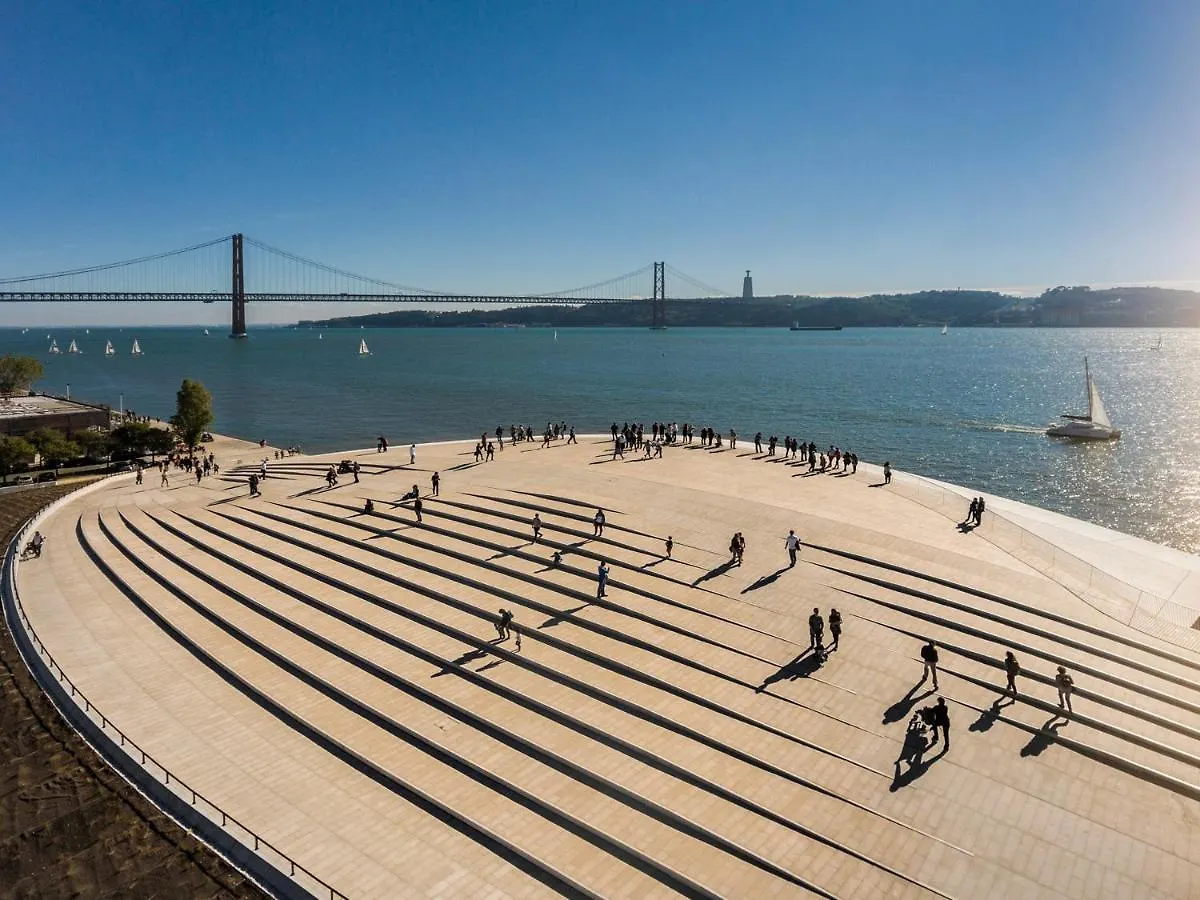 Italian Design Apartment In Principe Real Lisbon