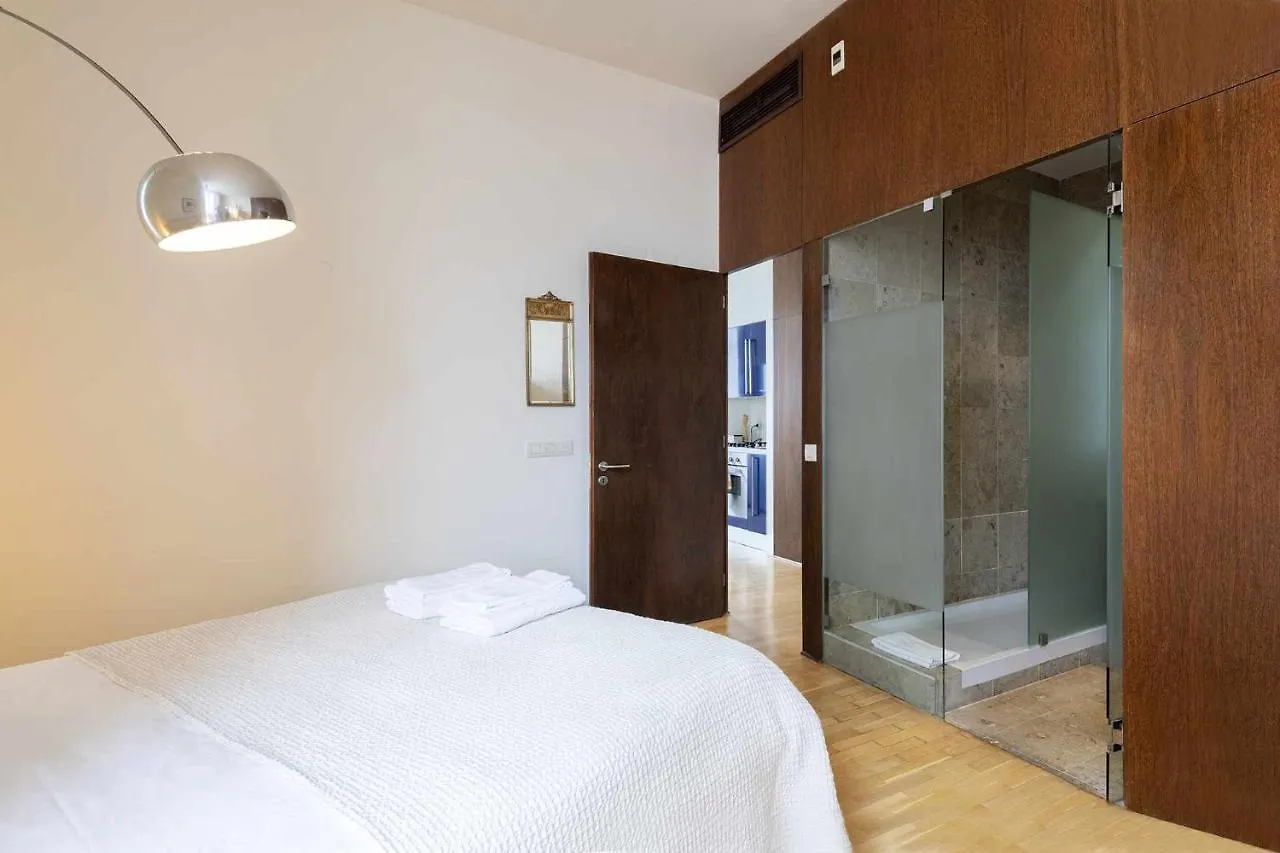 Italian Design Apartment In Principe Real Lisbon 0*,
