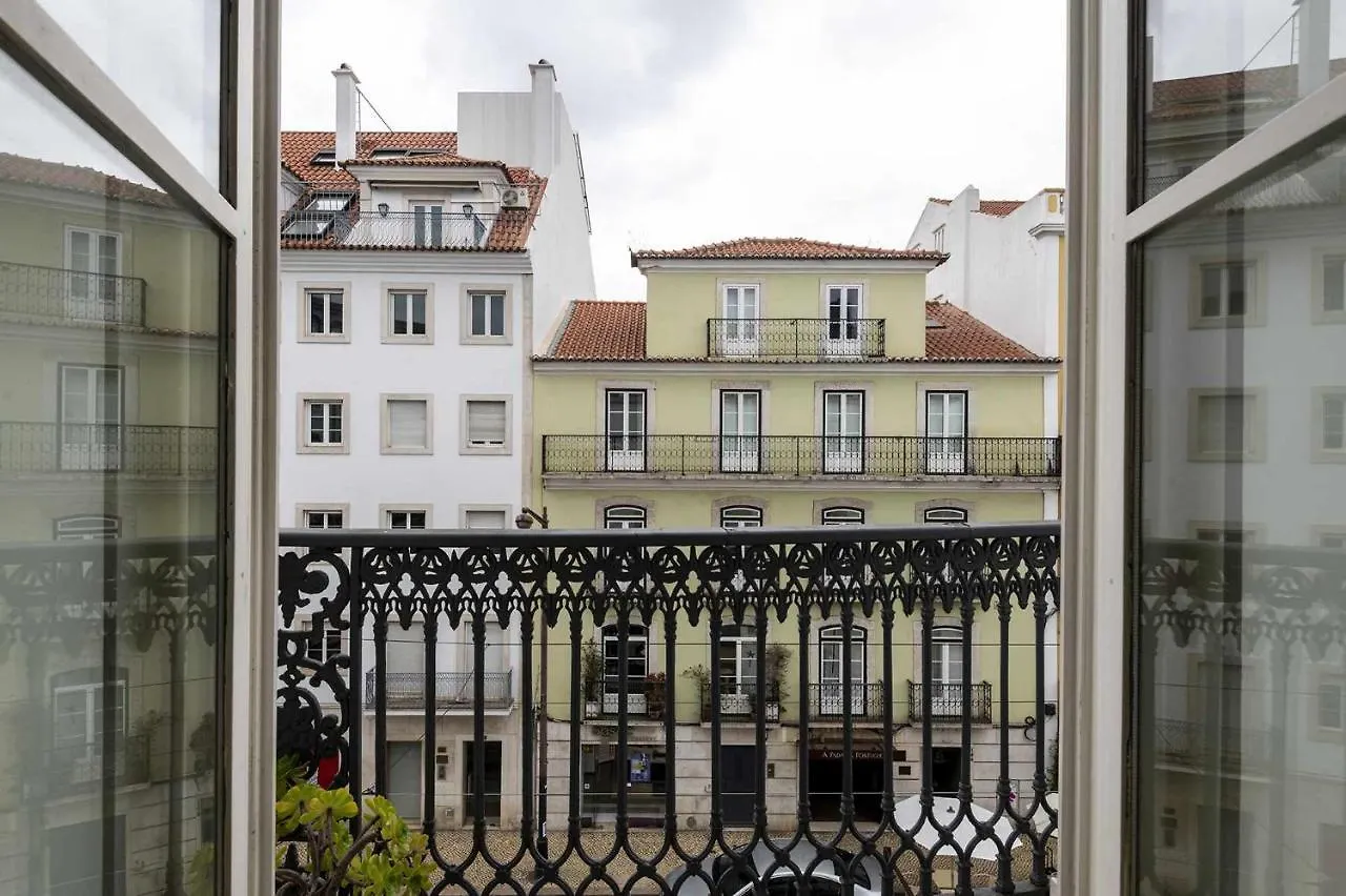 Italian Design Apartment In Principe Real Lisbon